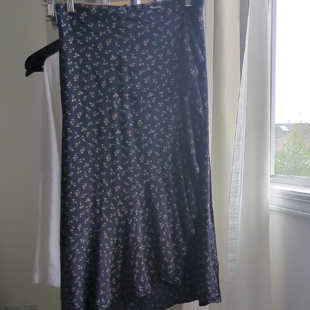 Madewell Floral Navy Skirt